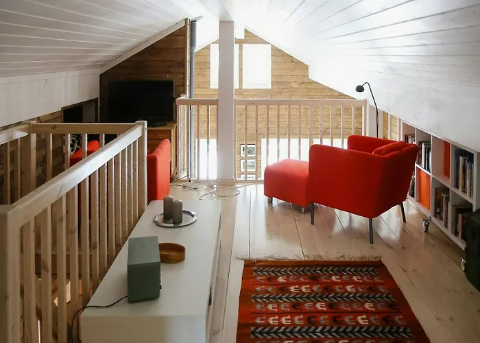 Modern Family With Views Of Spatind Etnedal