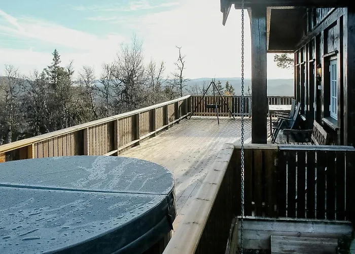 Modern Family With Views Of Spatind Etnedal